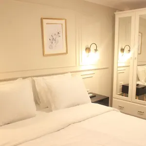 Moise House - Kosher Appartamento Bucarest